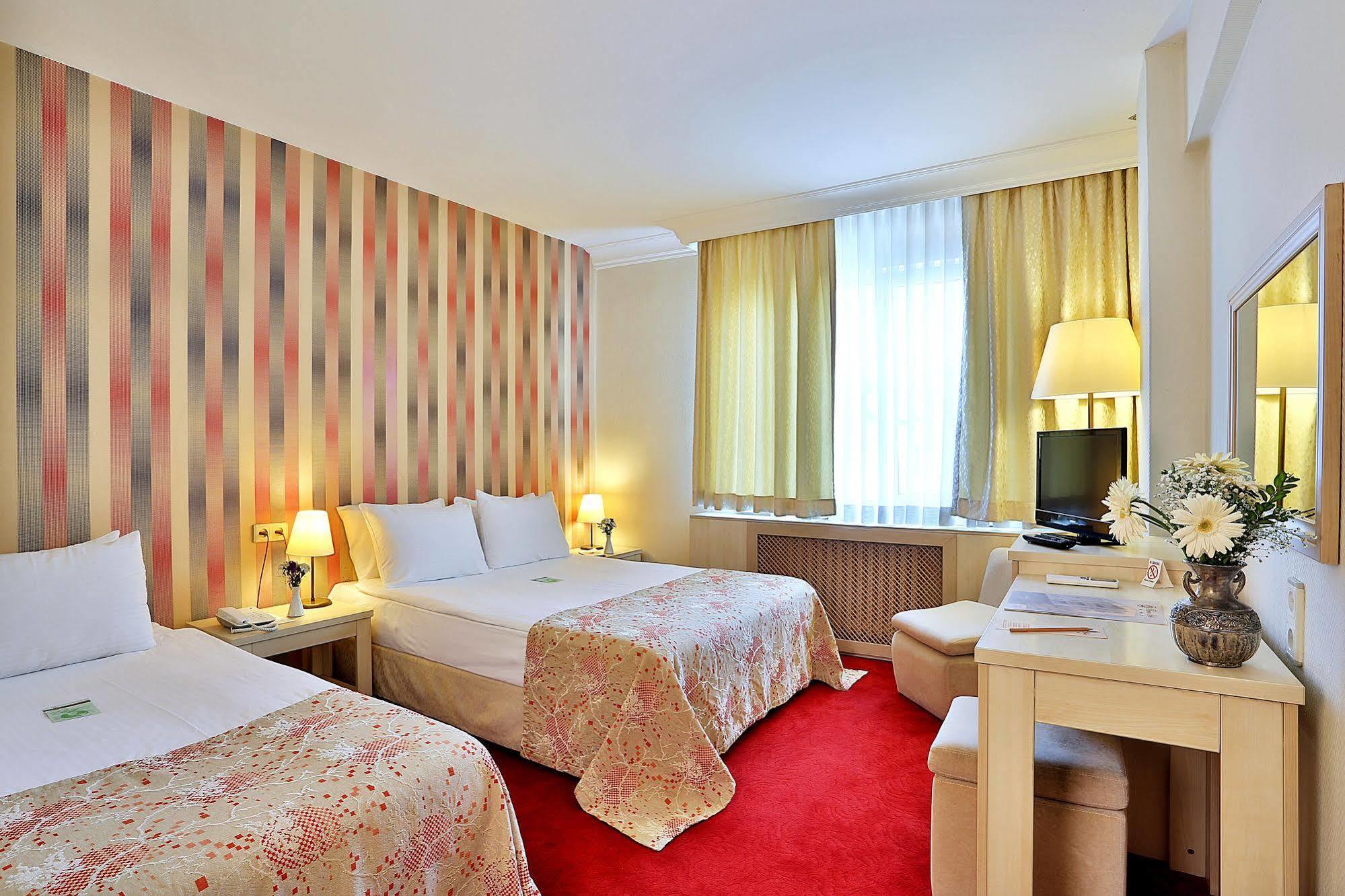 Barin Hotel Istanbul Exterior foto