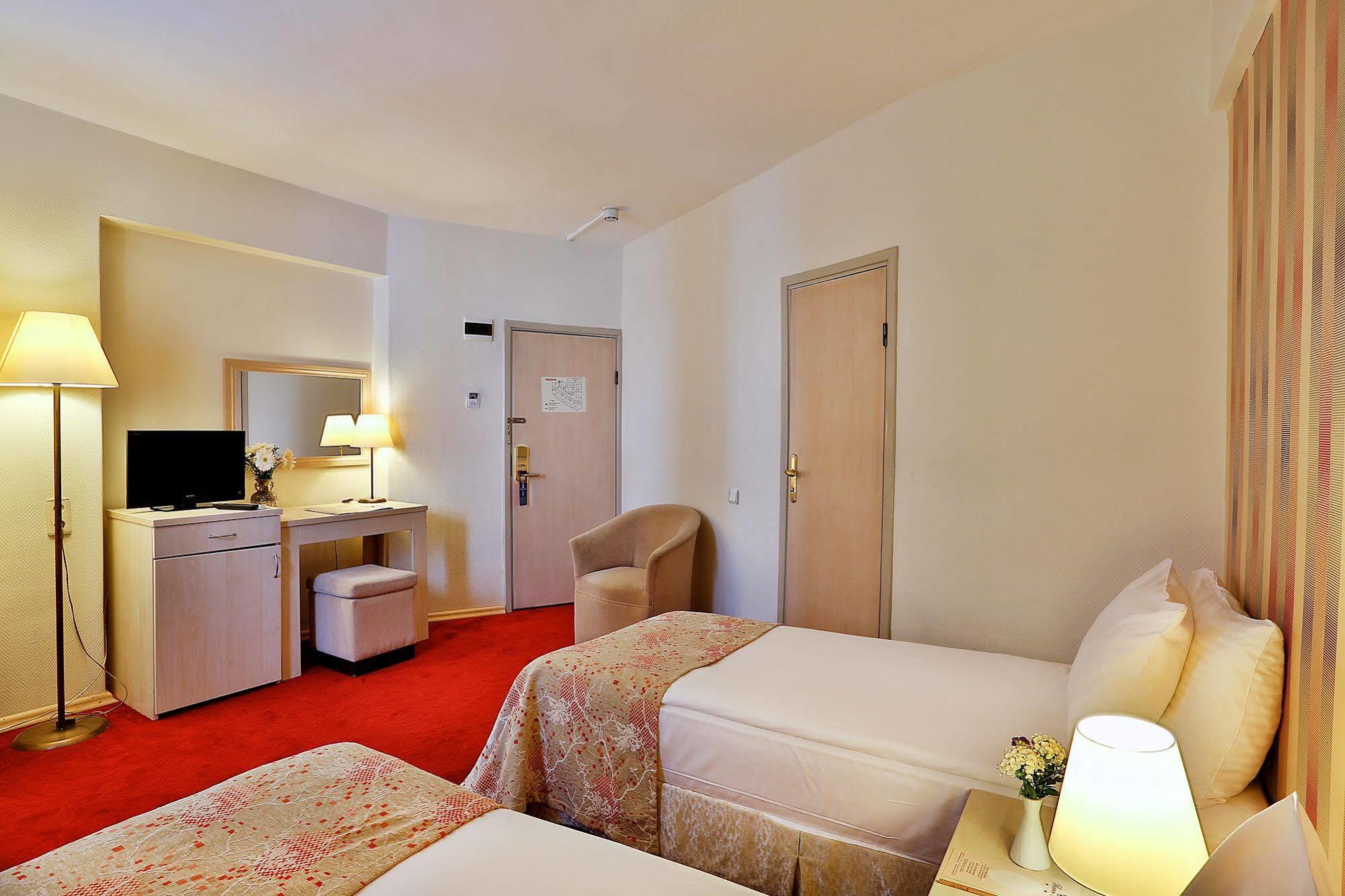 Barin Hotel Istanbul Exterior foto